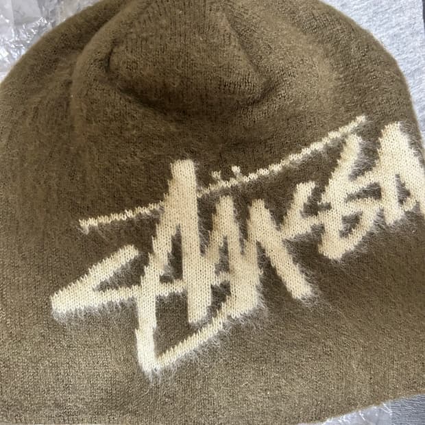 스투시 브러쉬드 비니