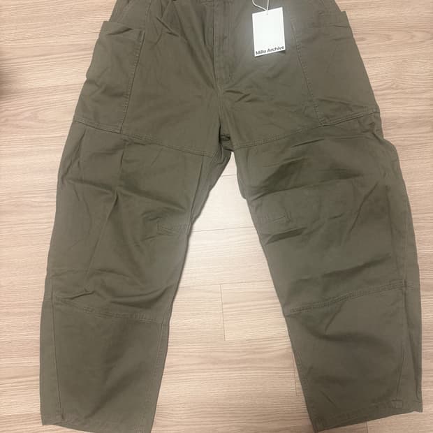 밀로 아카이브 더블 라운드 팬트