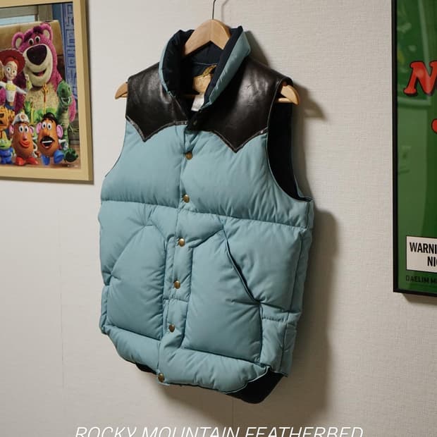 ROCKY MOUNTAIN FEATHERBED 다운 베스트