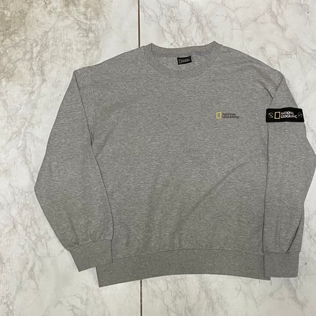 내셔널지오그래픽 맨투맨티 100 사이즈