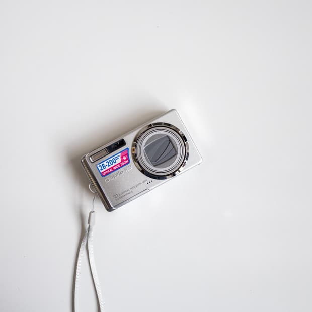 Ricoh Caplio R3 / 빈티지 디지털 카메라