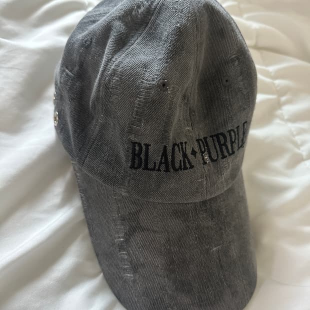블랙퍼플 볼캡 새상품 베이비몬스터 착용