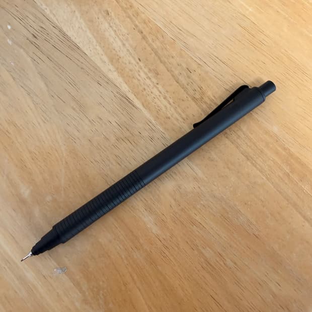 새상품 쿠루토가 녹튼블랙 샤프 박스없음