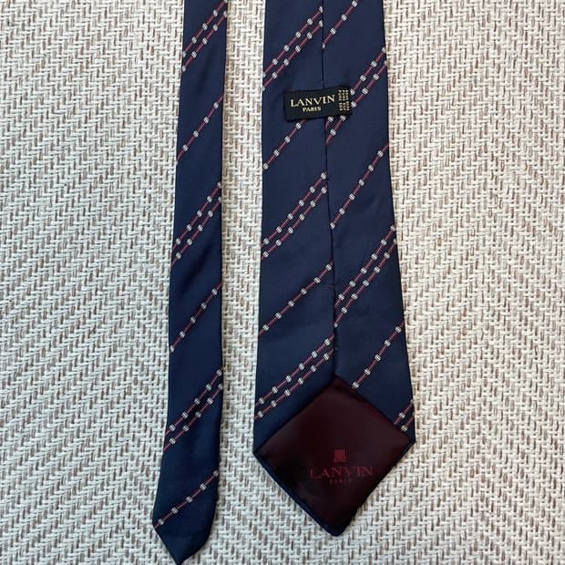 랑방 네이비 넥타이 