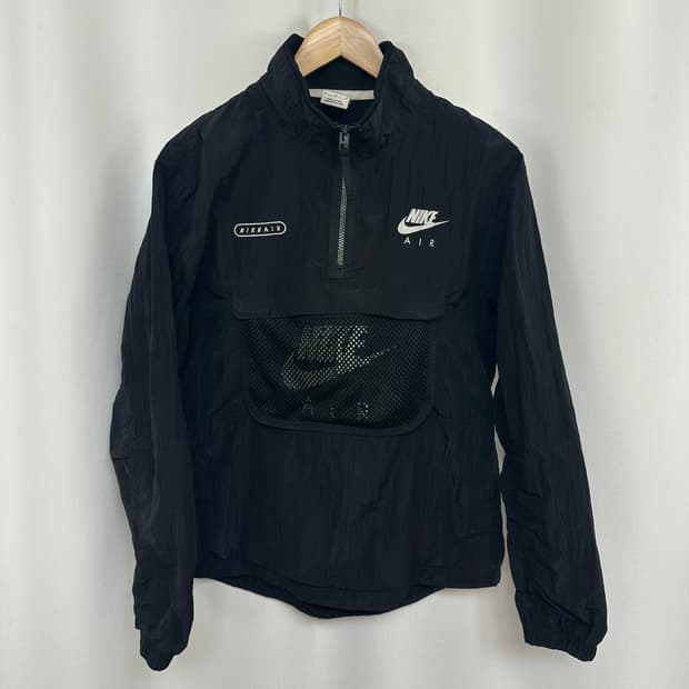 나이키 남자 바스락 반집업 티셔츠 검정 95 M