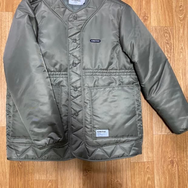 크리틱 깔깔이 경량패딩 L 새상품