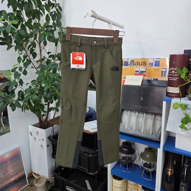 노스페이스 키즈 등산바지 새상품 110