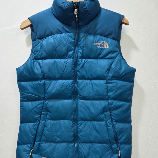노스페이스 1211-9. 700 패딩 조끼 블루 80 쥬니어겸용