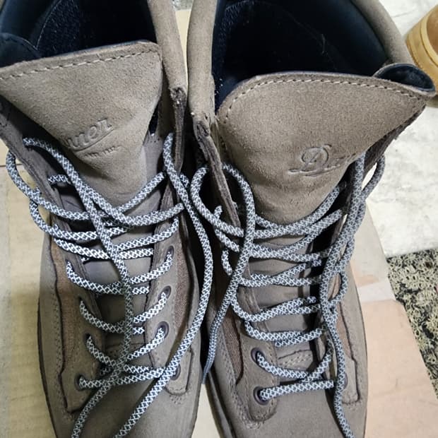 대너 필드부츠 빌리스  협업