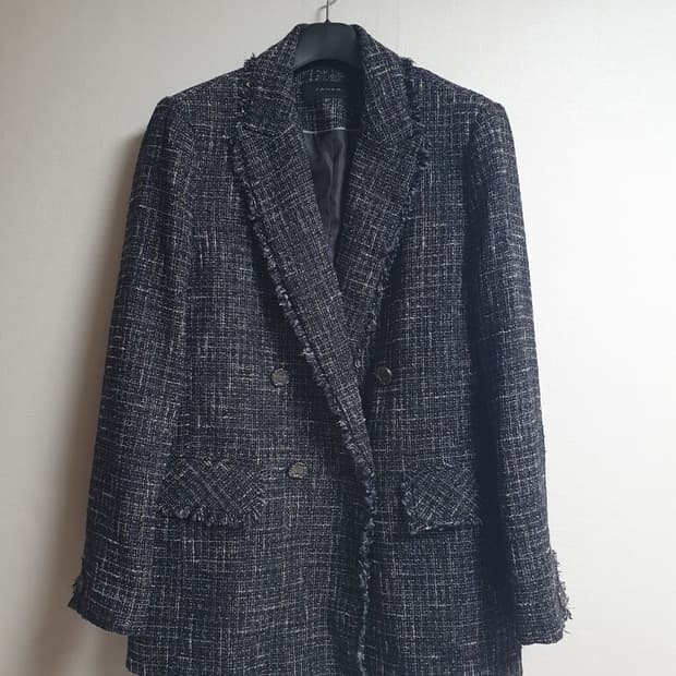 타하리 블랙 더블 트위드 자켓 95