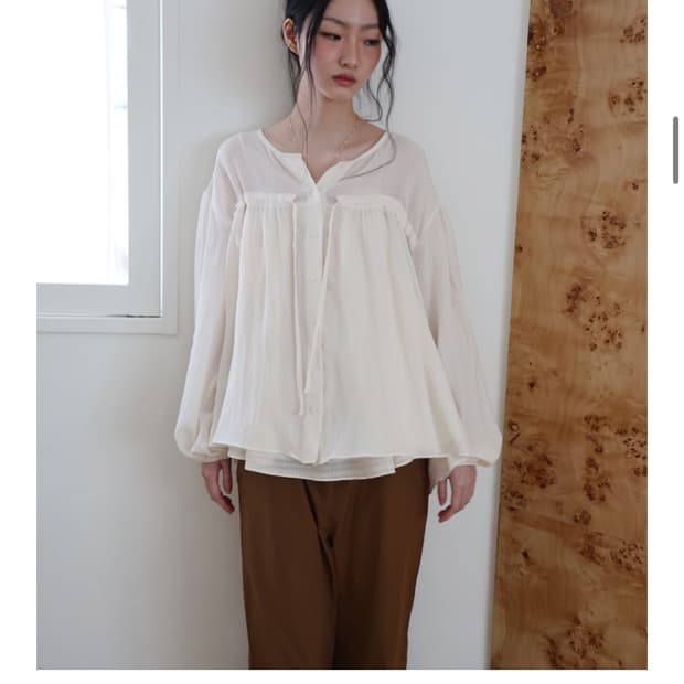 드멜리 피에르 블라우스