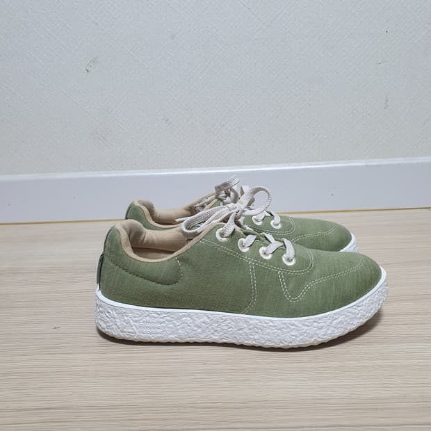 르무통 스니커즈 245