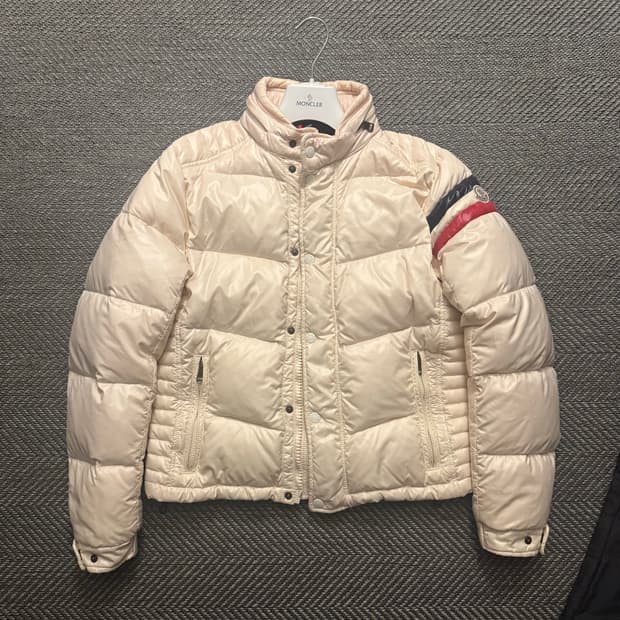 몽클레어 바이커 패딩