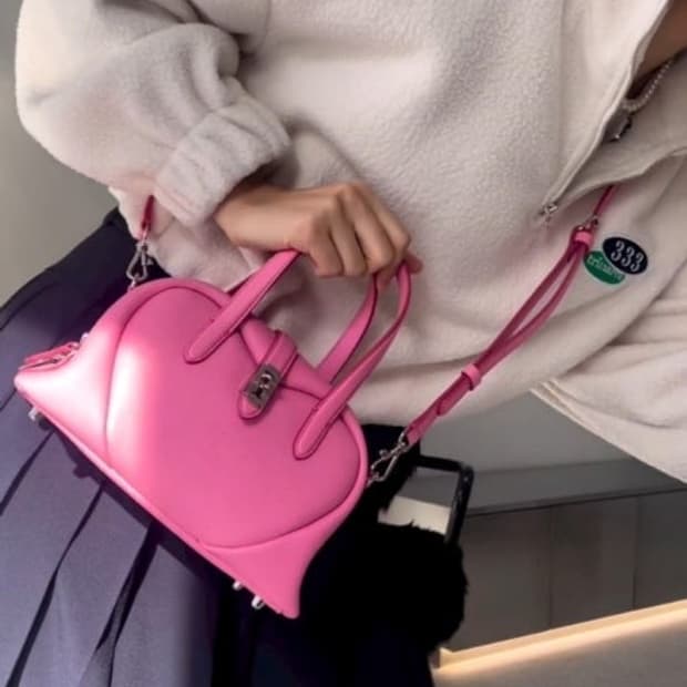 분크 토크 러브 토트 S 발렌타인데이 한정 핫핑크