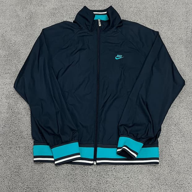 (L) 나이키 올드스쿨 퓨추라 민트 바람막이