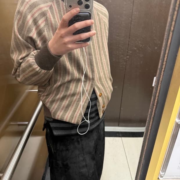 스테판 슈나이더 울 블루종