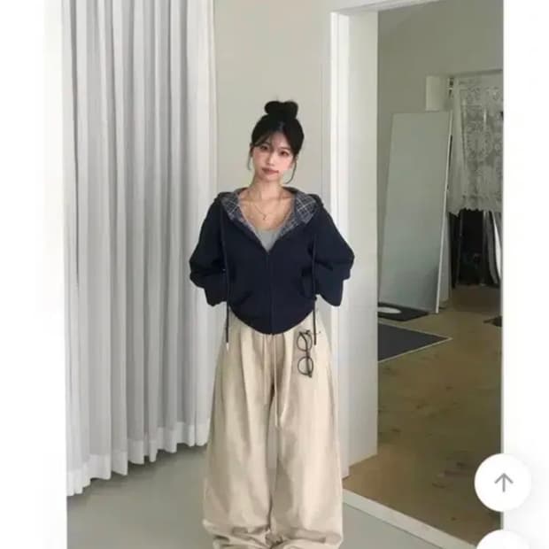 미오 체크 배색 아방 도톰 후드집업