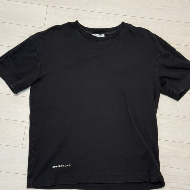 자라 검정 반팔티