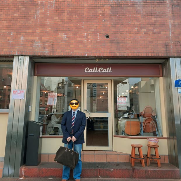 TNGT 금장 블레이저 팝니다