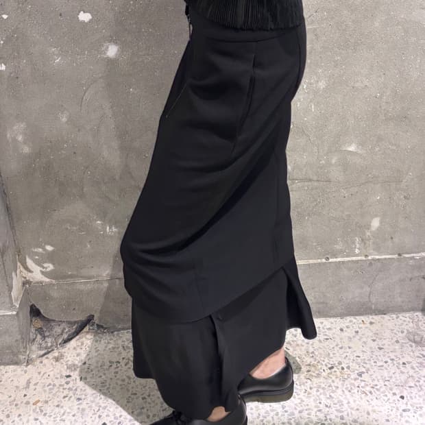 Maison Margiela 메종 마르지엘라 블랙 울 레이어드 스커트