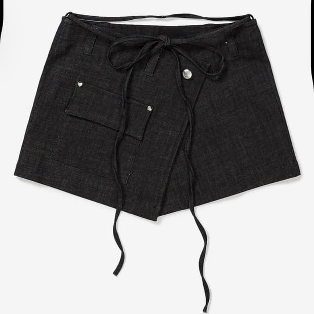 제로플래닛 하트 레이스업 랩스커트 블랙 