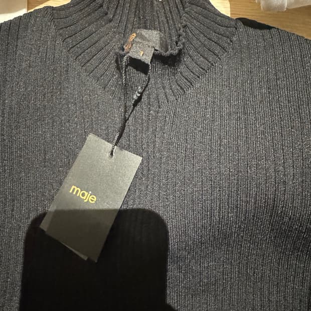 마쥬 니트 크롭탑 리본 hazi