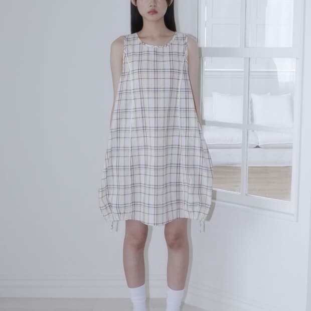 온스카 체크 원피스 