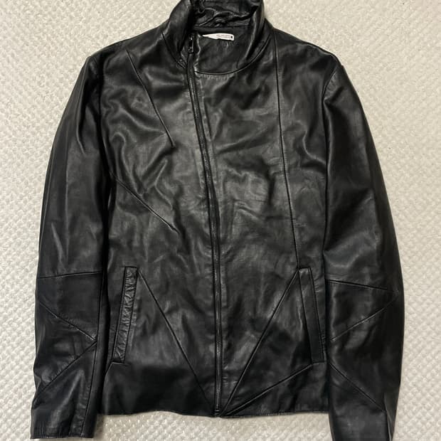 ZARA 자라 아티잔 무드 램스킨 양가죽 사선지퍼 하이넥 절개 레더 자켓