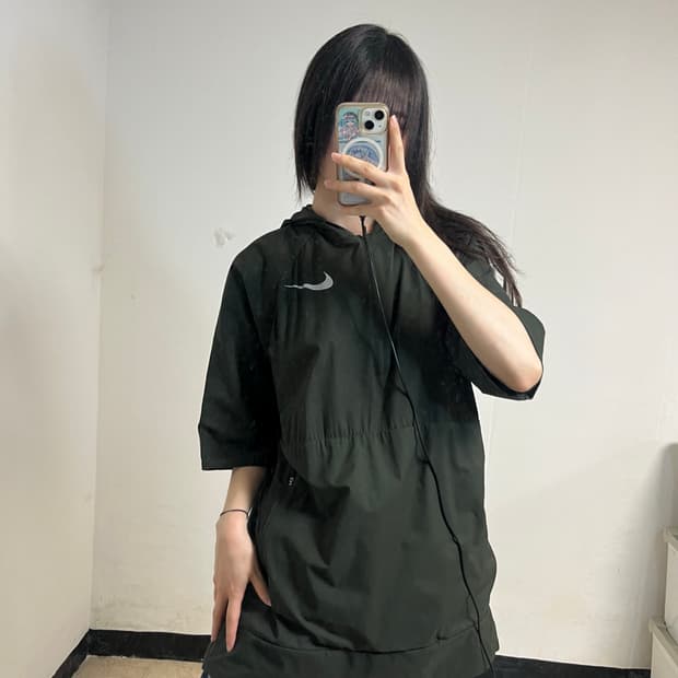 Nike Khaki Running Anorak T-Shirt