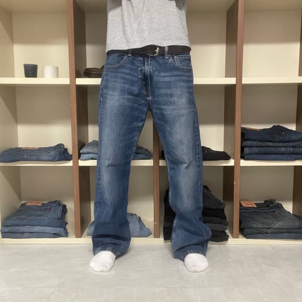 33x30 리바이스 569