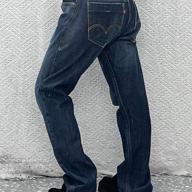 리바이스 빈티지 캐주얼 슬림 스트레이트핏 데님팬츠 32인치 C09215