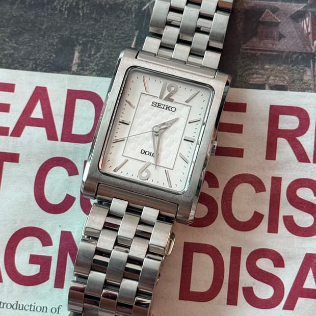 Seiko 세이코 Dolce Square Quartz