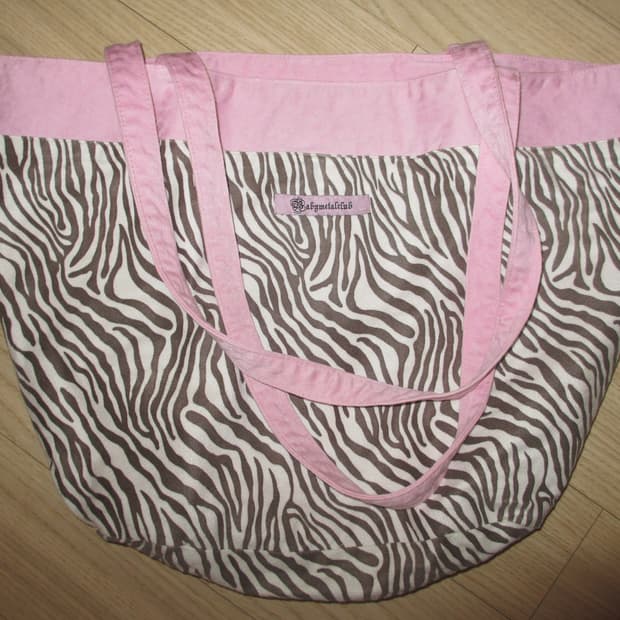 Babymetalclub 핑크 지브라 리버시블 숄더백