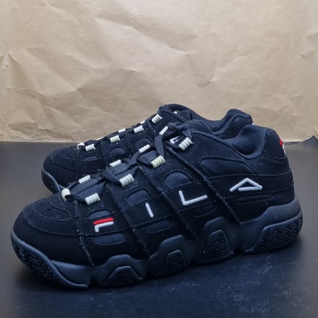 휠라 바리케이드 에스티97 운동화290