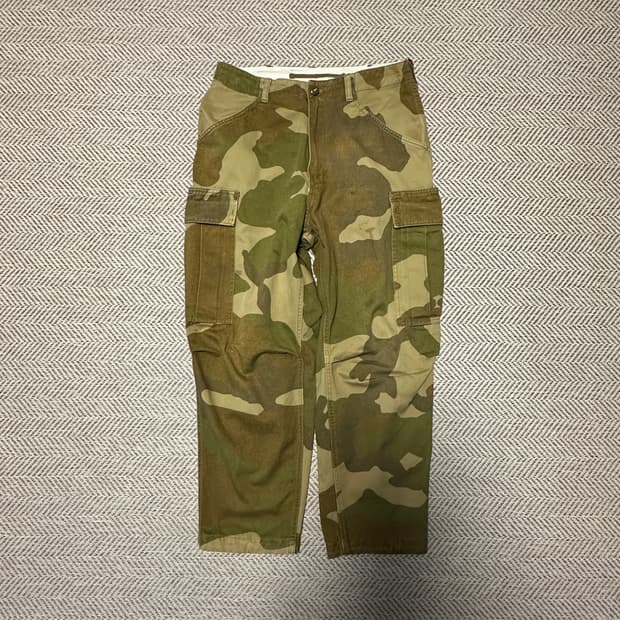 BEAMS PLUS military camo cargo pants