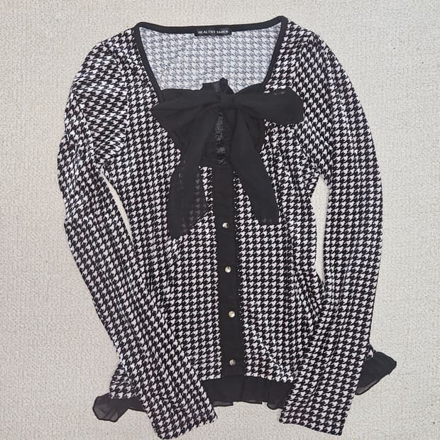 HEALTHY KAREN 리본 벨벳 블라우스 / 고딕 긱시크 로걀 갸루