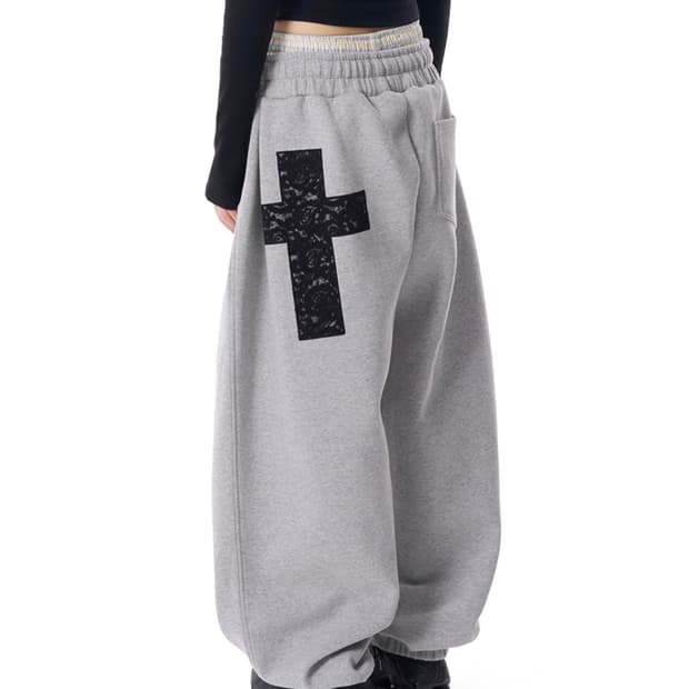 Laced CROS2 Patch Sweatpants (Gray)