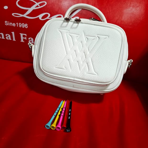 어뉴(ANEW) 22fw 빅 로고 핸들 미니 골프백 + 골프티 5pcs