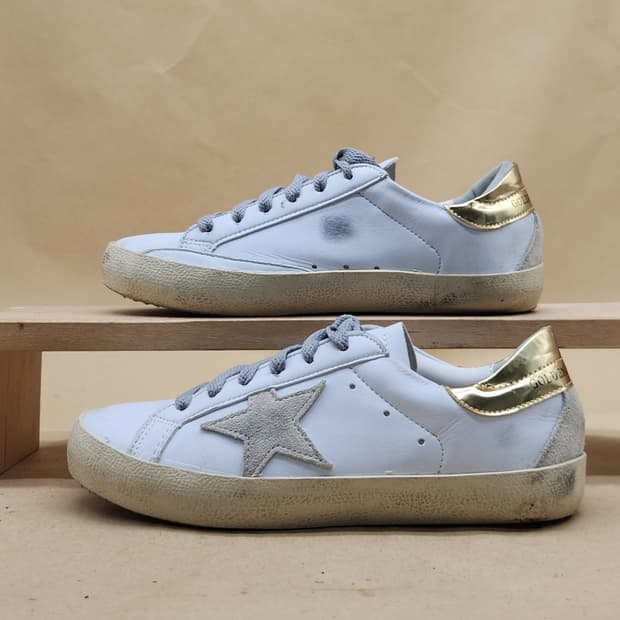골든 여성 스니커즈230