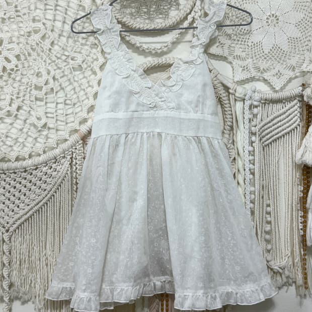 Liz Lisa Pure White Cotton Sleeveless