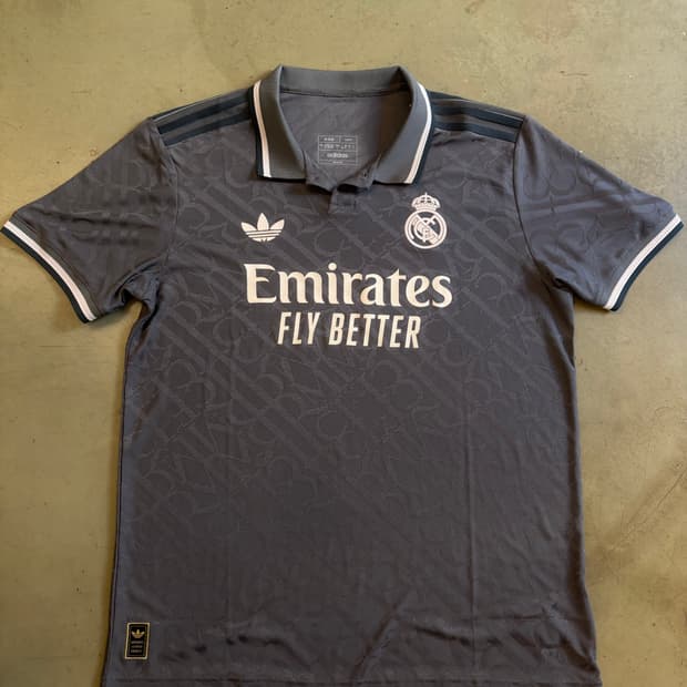 24-25 레알마드리드 써드 유니폼