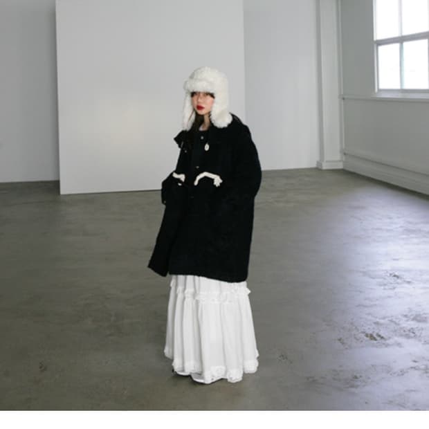 프레클 모헤어 오버사이즈 코트