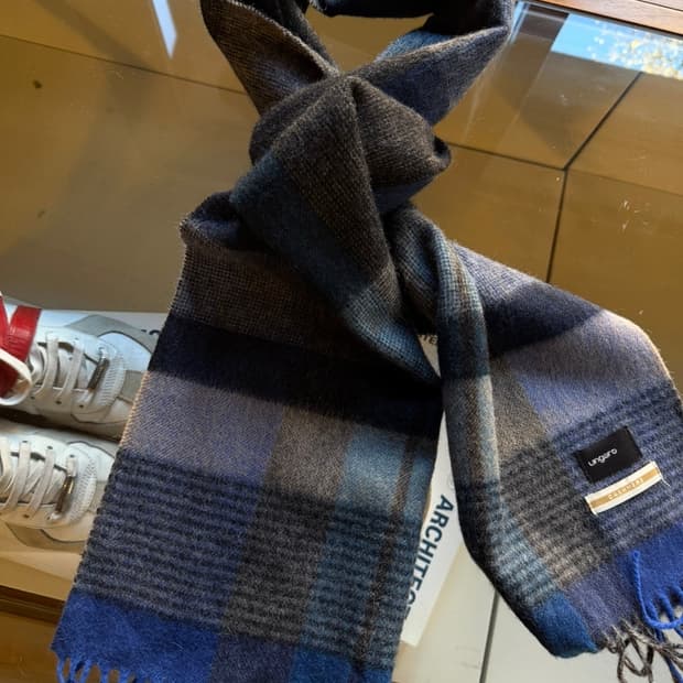 웅가로 캐시미어 머플러