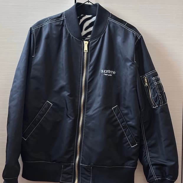 17ss슈프림 콘트라스트 스티치 리버시블 MA-1(블랙)