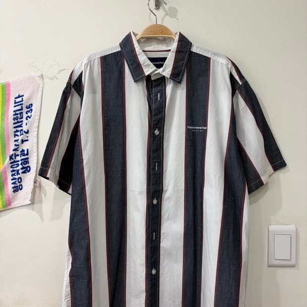 710. 디스이즈네버댓 반팔 셔츠