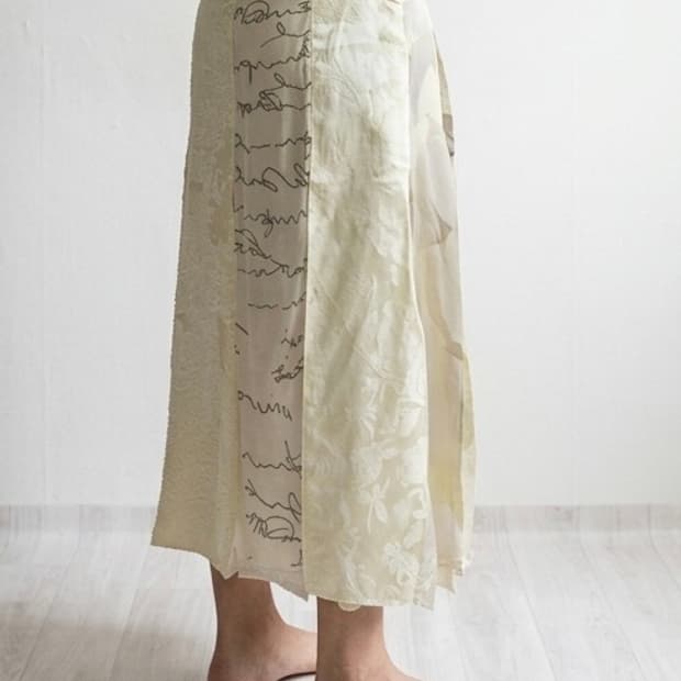 Zara 패치 미디스커트