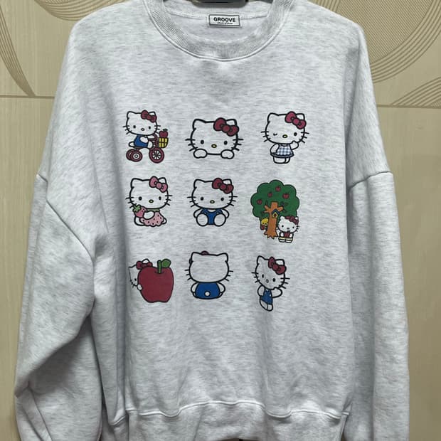 헬로키티 맨투맨