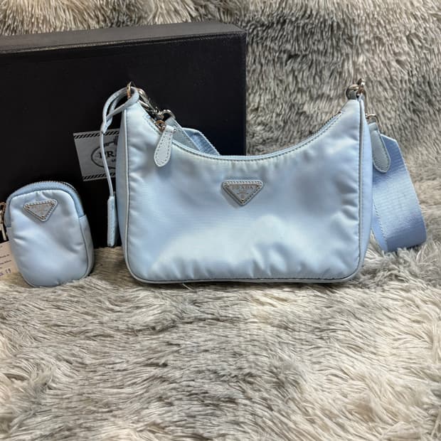 프라다 리나일론 리에디션 2005 테수토 호보백 블루