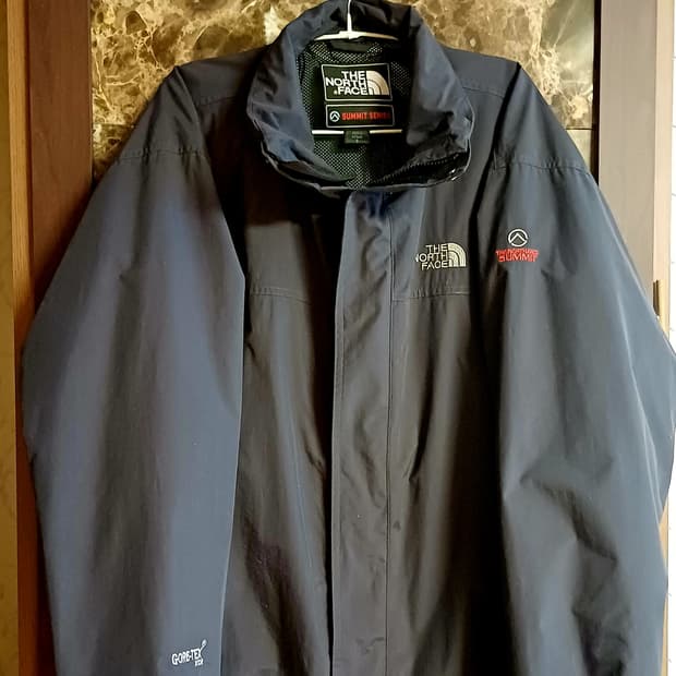노스페이스 진회색 고어텍스 봄 바람막이
