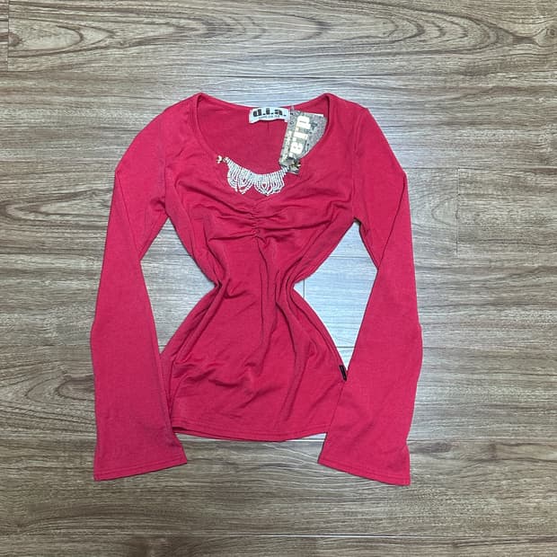 d.i.a 핑크 큐빅 셔링 긴팔티 빈티지 보석 오네갸루 로걀 라떼 긱시크